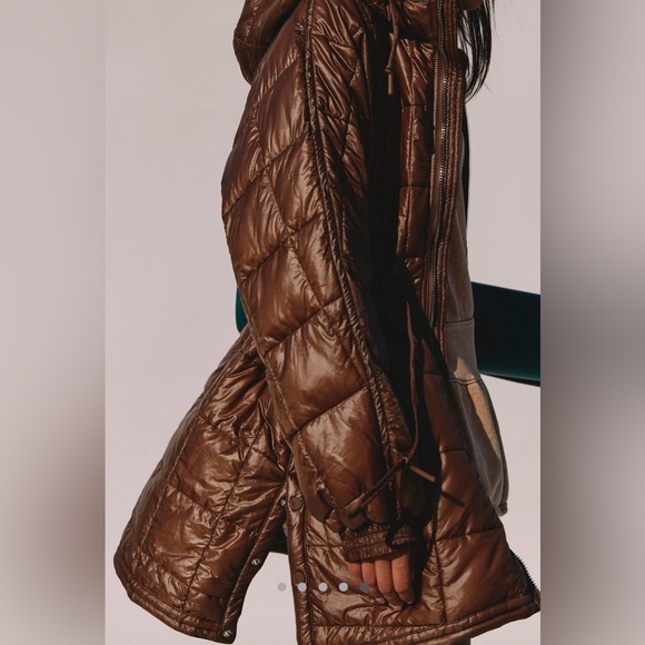 Free People Patricia Packable Poncho Puffer FP Movement NWT - Picture 7 of 14